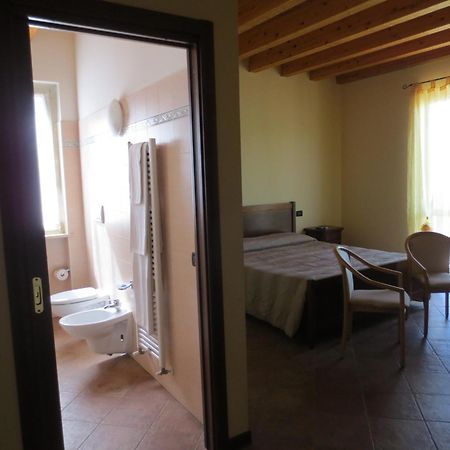 Agriturismo Parco Del Chiese Bedizzole Eksteriør billede