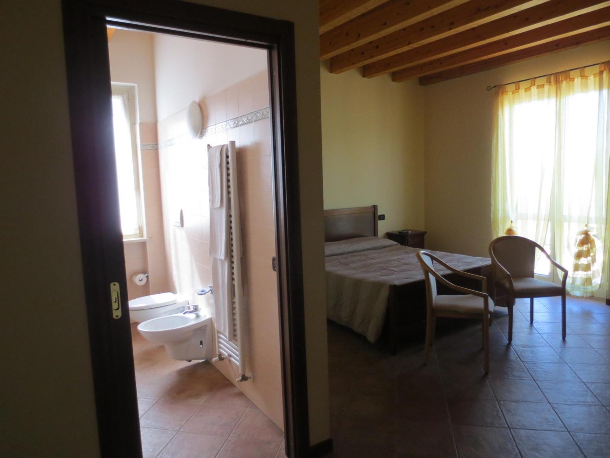 Agriturismo Parco Del Chiese Bedizzole Eksteriør billede